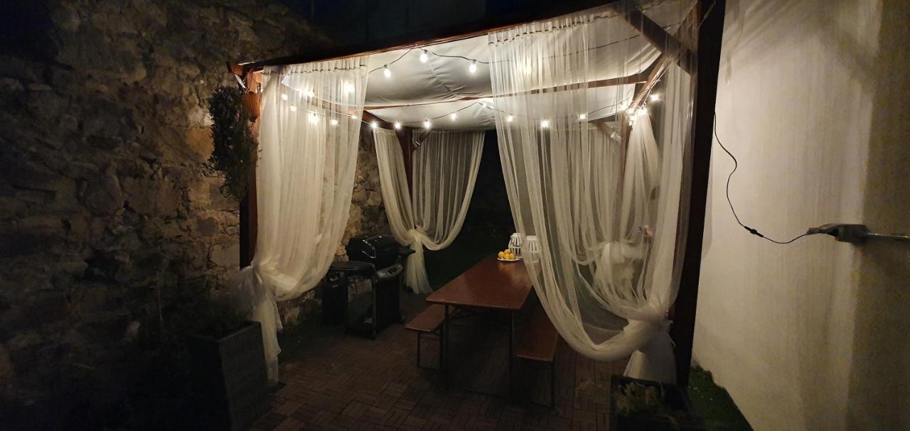 Appartamento In Piazza Italia Sant'Antioco Luaran gambar